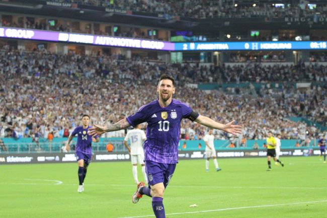 五月天久久比比资源色